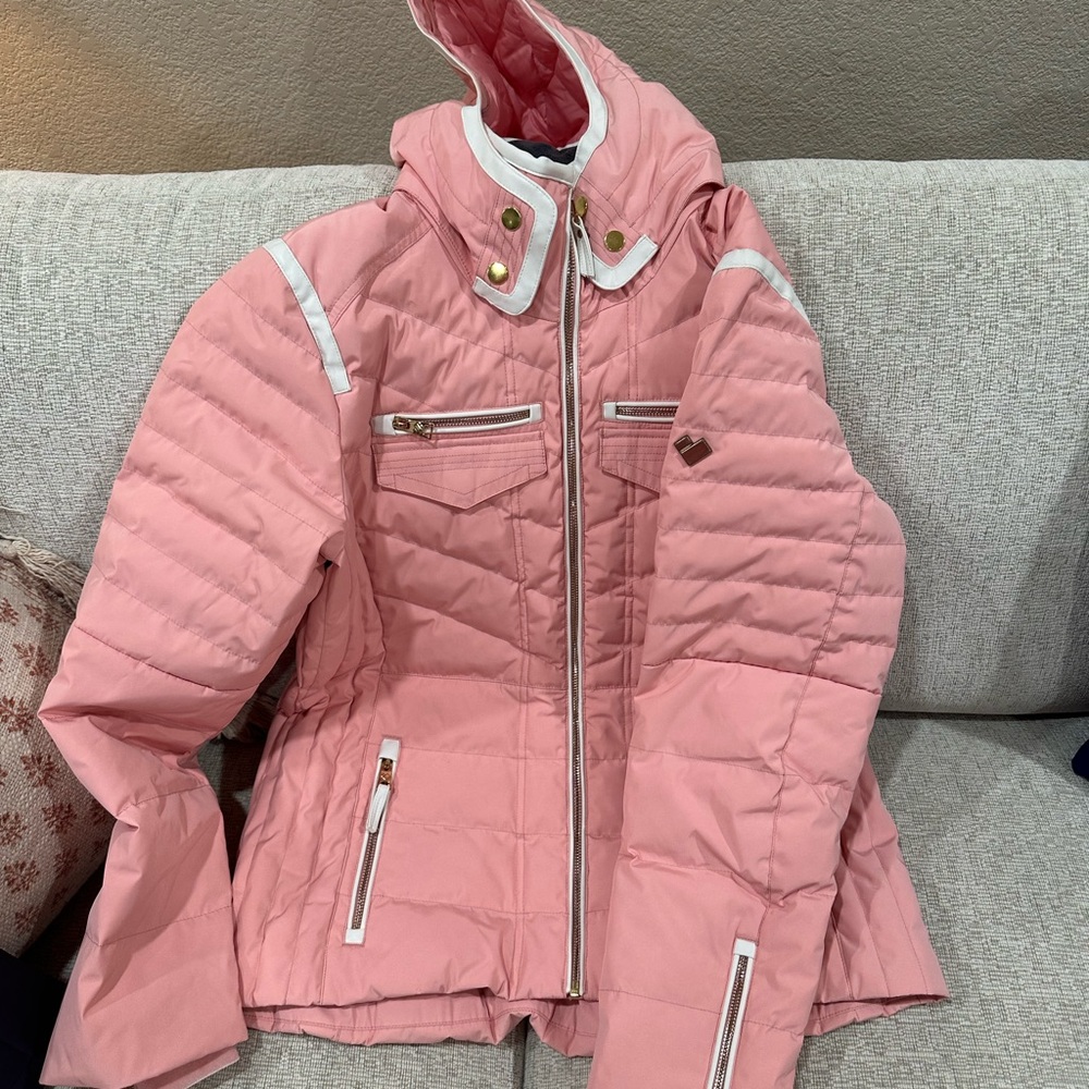 Brand new/ Never worn Obermeyer Pink and Gray resort collection ski jacket